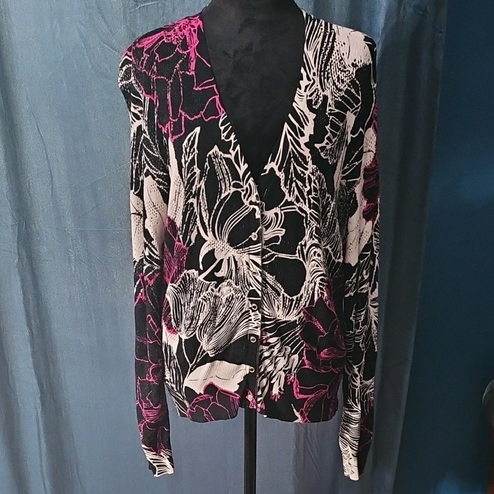 White House Black Market - Gently Worn Snap Button Up Cardigan - XL
